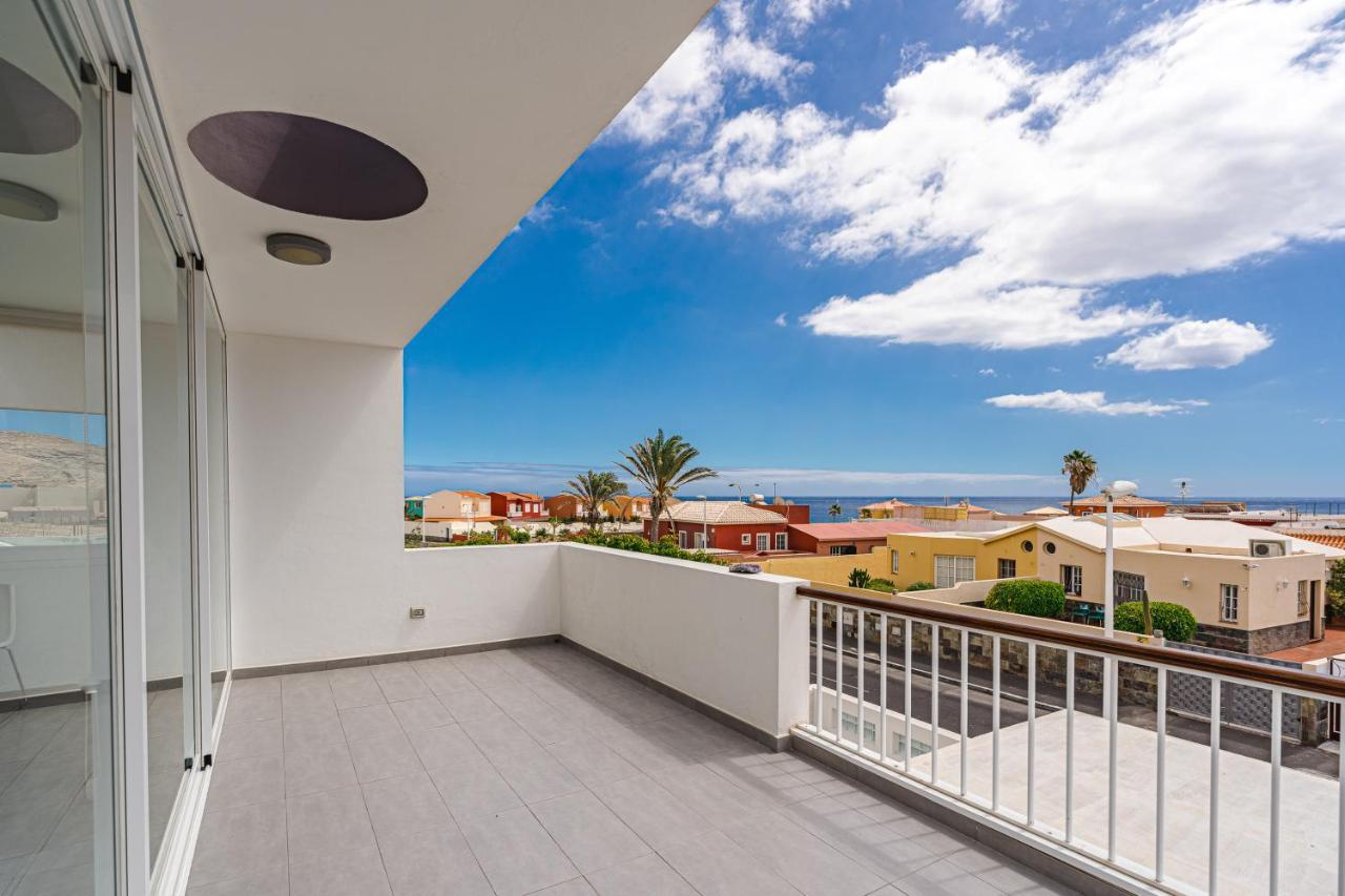 Modern 3Bdr Villa With Heated Pool El Medano  Exterior photo