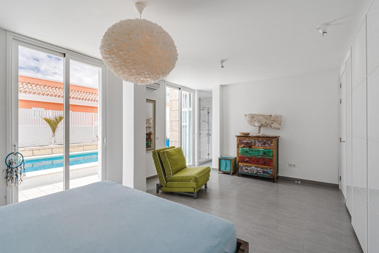Modern 3Bdr Villa With Heated Pool El Medano  Exterior photo