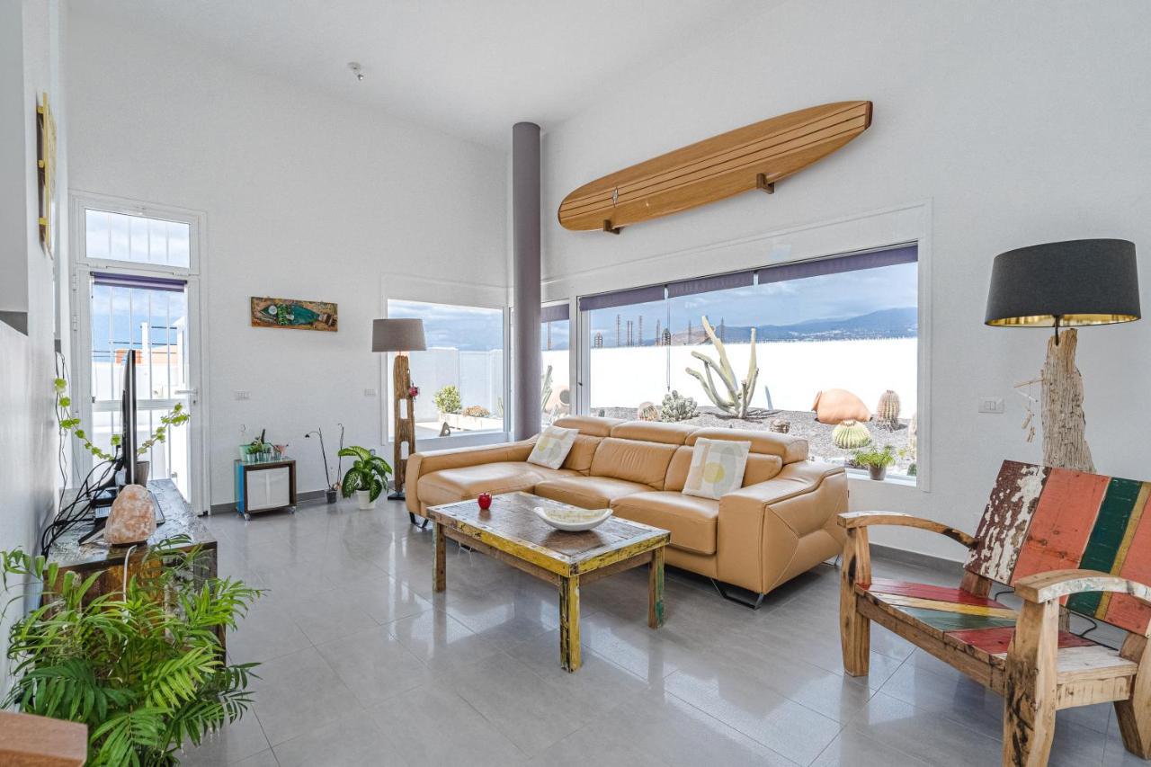 Modern 3Bdr Villa With Heated Pool El Medano  Exterior photo